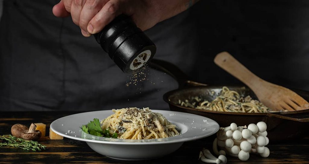 Pastificio Moro cucina italiana Ricettepizzoccheri - pastificio Moro - Pastificio Moro, una storia lunga 150 anni! - Ricette Pizzoccheri Pastificio Moro - cucina italiana - Ricettepizzoccheri
